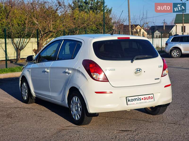 Хетчбек Hyundai i20 2014 в Хмельницькому