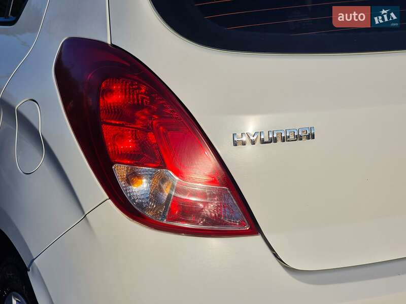 Хетчбек Hyundai i20 2014 в Хмельницькому