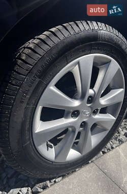 Хетчбек Hyundai i20 2013 в 