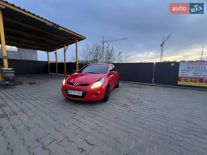 Хетчбек Hyundai i20 2011 в Хмельницькому