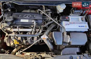 Хэтчбек Hyundai i20 2012 в 