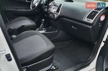 Хэтчбек Hyundai i20 2014 в 
