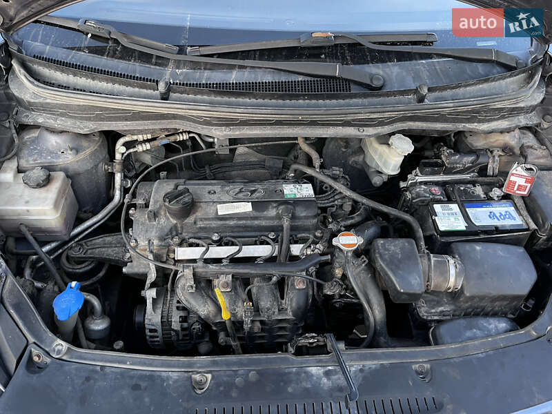 Хэтчбек Hyundai i20 2011 в Ужгороде