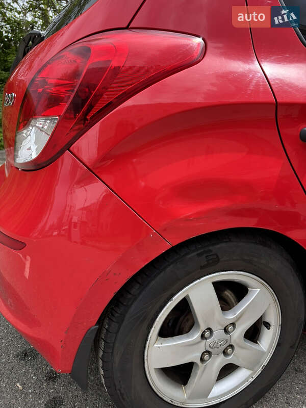 Хетчбек Hyundai i20 2012 в Києві