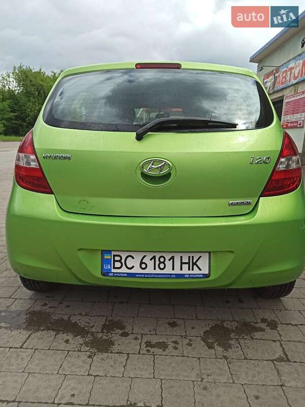 Хэтчбек Hyundai i20 2010 в Стрые