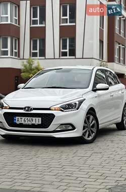 Хэтчбек Hyundai i20 2015 в 
