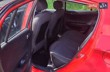 Хэтчбек Hyundai i20 2009 в 