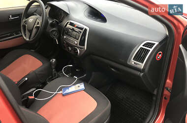 Хэтчбек Hyundai i20 2014 в 