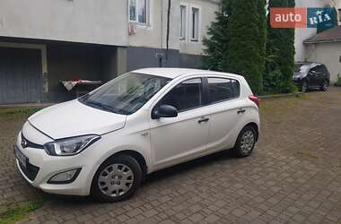 Хетчбек Hyundai i20 2013 в Івано-Франківську