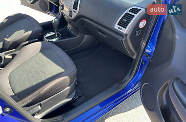 Хетчбек Hyundai i20 2010 в 