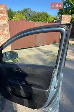Хетчбек Hyundai i20 2008 в 