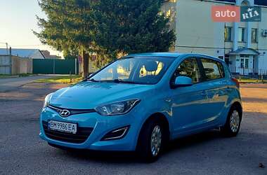 Хэтчбек Hyundai i20 2013 в 