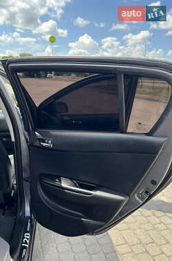 Хэтчбек Hyundai i20 2009 в 