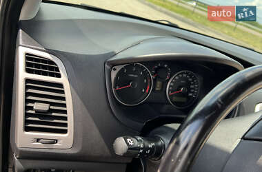 Хэтчбек Hyundai i20 2009 в 
