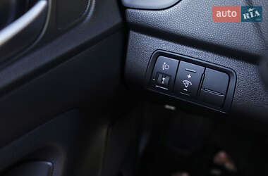 Хэтчбек Hyundai i20 2016 в 