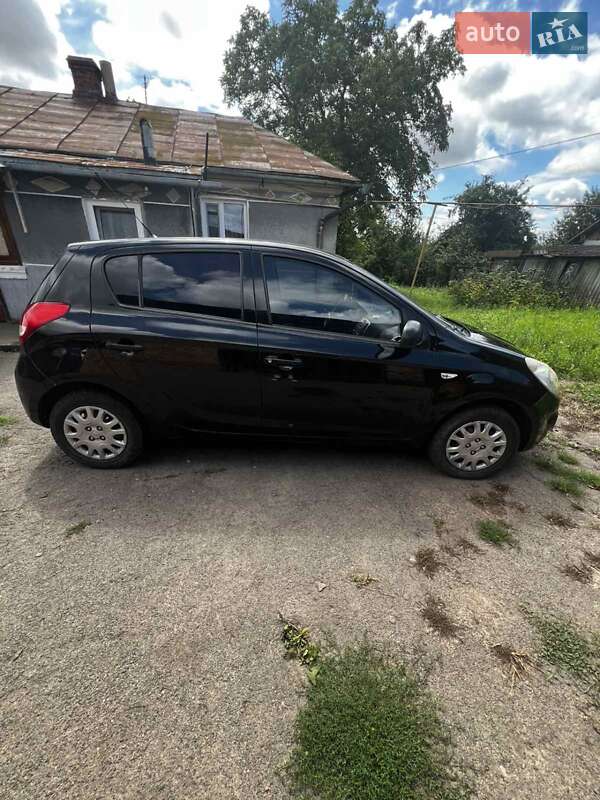 Хэтчбек Hyundai i20 2011 в Шептицькому фото 7 Хэтчбек Hyundai i20 2011 в Шептицькому