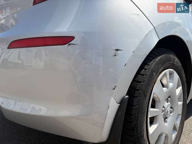 Хэтчбек Hyundai i20 2014 в Киеве фото 28 Хэтчбек Hyundai i20 2014 в Киеве