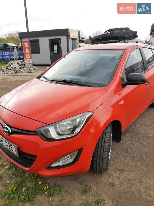 Hyundai i20 2012