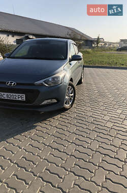 Хэтчбек Hyundai i20 2016 в Дрогобыче