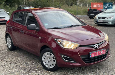 Хэтчбек Hyundai i20 2014 в Калуше