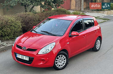 Хэтчбек Hyundai i20 2013 в Днепре