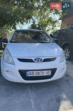 Хэтчбек Hyundai i20 2011 в Виннице