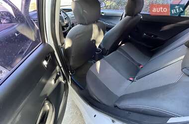 Хэтчбек Hyundai i20 2011 в Виннице