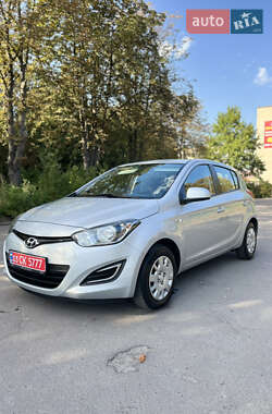 Хэтчбек Hyundai i20 2014 в Луцке