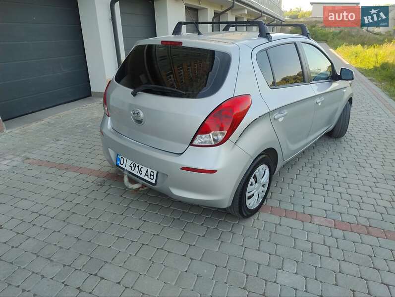 Хетчбек Hyundai i20 2013 в Тернополі