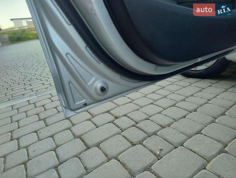 Хетчбек Hyundai i20 2013 в Тернополі