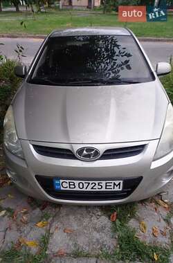 Хэтчбек Hyundai i20 2011 в Прилуках