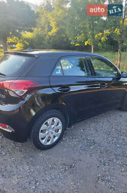 Хэтчбек Hyundai i20 2016 в 