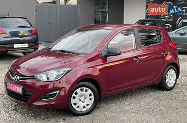 Хетчбек Hyundai i20 2014 в Калуші