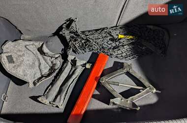 Хетчбек Hyundai i20 2010 в 