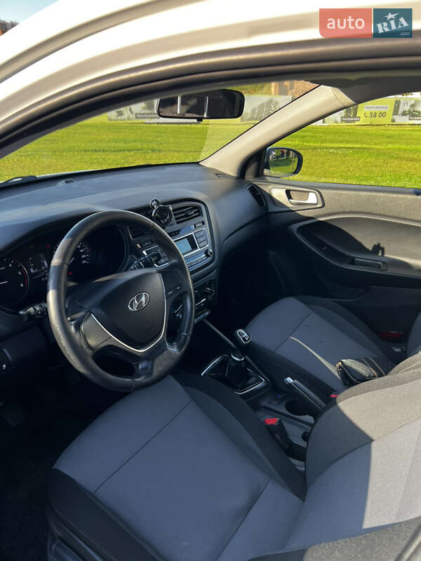 Хетчбек Hyundai i20 2016 в Львові