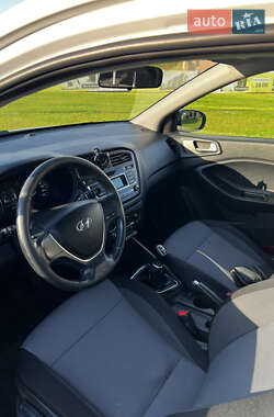 Хэтчбек Hyundai i20 2016 в 