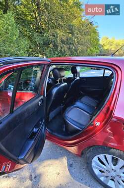 Хэтчбек Hyundai i20 2009 в 