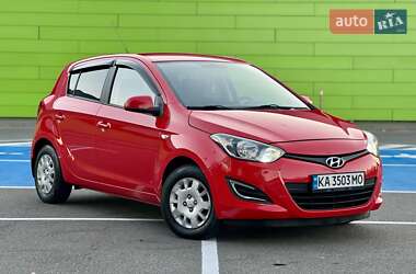 Хэтчбек Hyundai i20 2014 в 