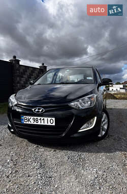 Хетчбек Hyundai i20 2013 в 