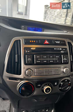 Хетчбек Hyundai i20 2013 в 