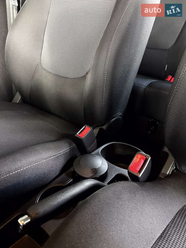Хэтчбек Hyundai i20 2013 в Ровно