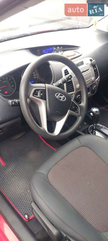 Хетчбек Hyundai i20 2011 в Києві фото 8 Хетчбек Hyundai i20 2011 в Києві