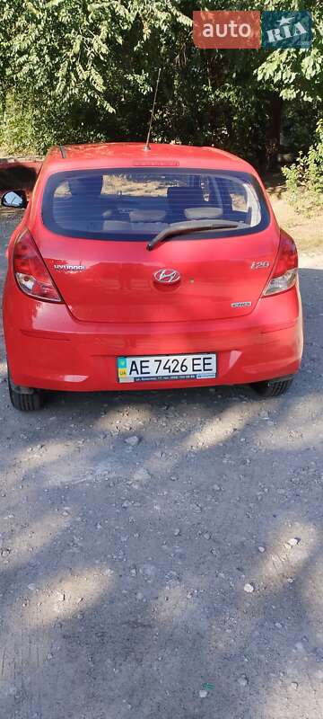 Хэтчбек Hyundai i20 2014 в Днепре фото 2 Хэтчбек Hyundai i20 2014 в Днепре