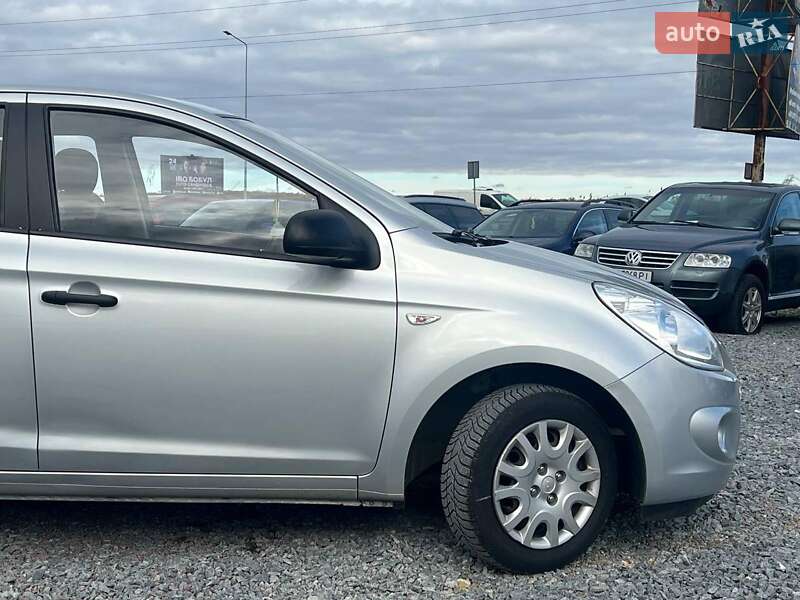 Хэтчбек Hyundai i20 2011 в Львове