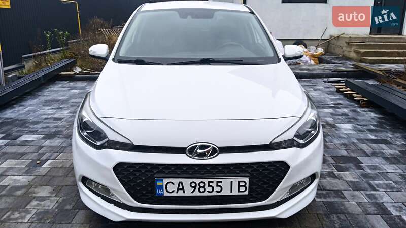 Хетчбек Hyundai i20 2016 в Хмельницькому фото 12 Хетчбек Hyundai i20 2016 в Хмельницькому