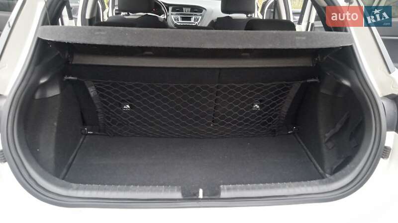 Хетчбек Hyundai i20 2016 в Хмельницькому фото 29 Хетчбек Hyundai i20 2016 в Хмельницькому