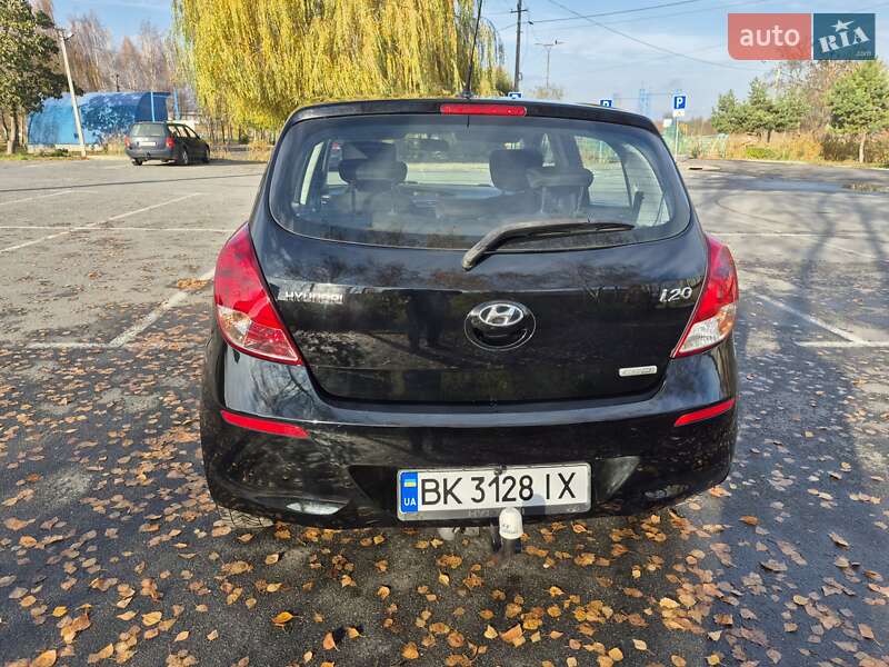 Хэтчбек Hyundai i20 2013 в Ровно фото 8 Хэтчбек Hyundai i20 2013 в Ровно