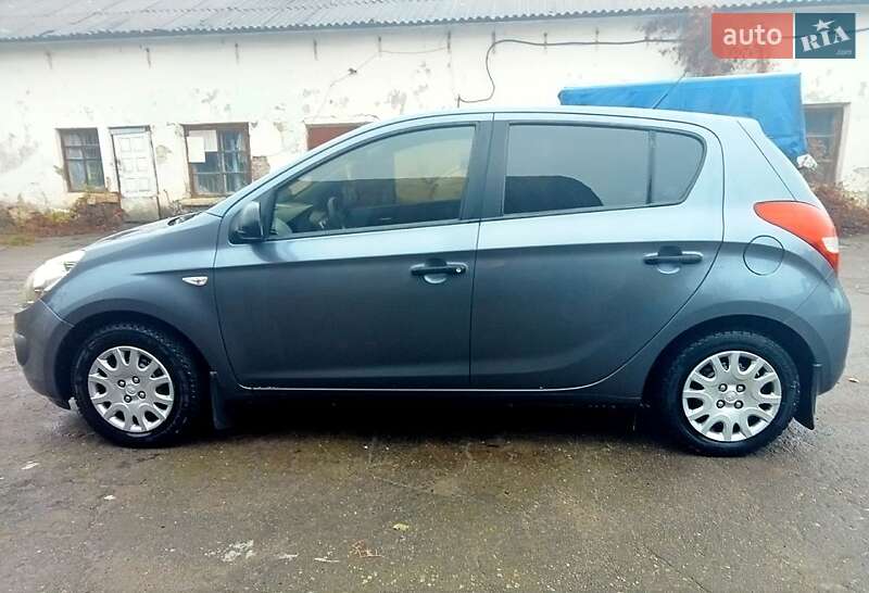 Хетчбек Hyundai i20 2009 в Вінниці фото 4 Хетчбек Hyundai i20 2009 в Вінниці