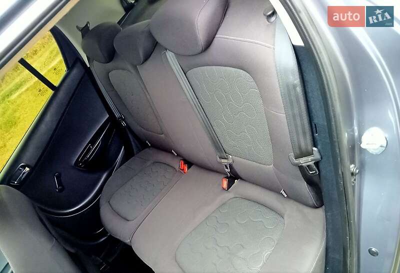 Хетчбек Hyundai i20 2009 в Вінниці фото 21 Хетчбек Hyundai i20 2009 в Вінниці