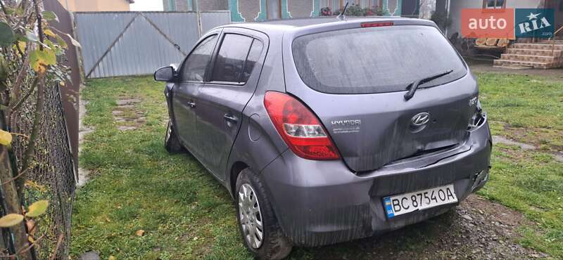 Хэтчбек Hyundai i20 2009 в Стрые фото 3 Хэтчбек Hyundai i20 2009 в Стрые